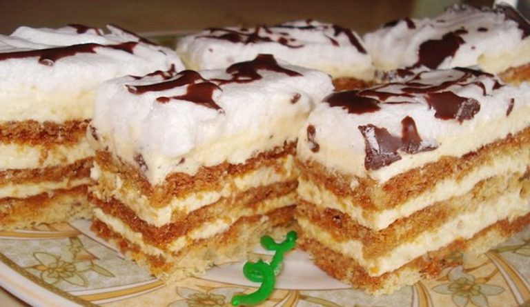 O prăjitură delicioasă cu foi fragede - Mmm