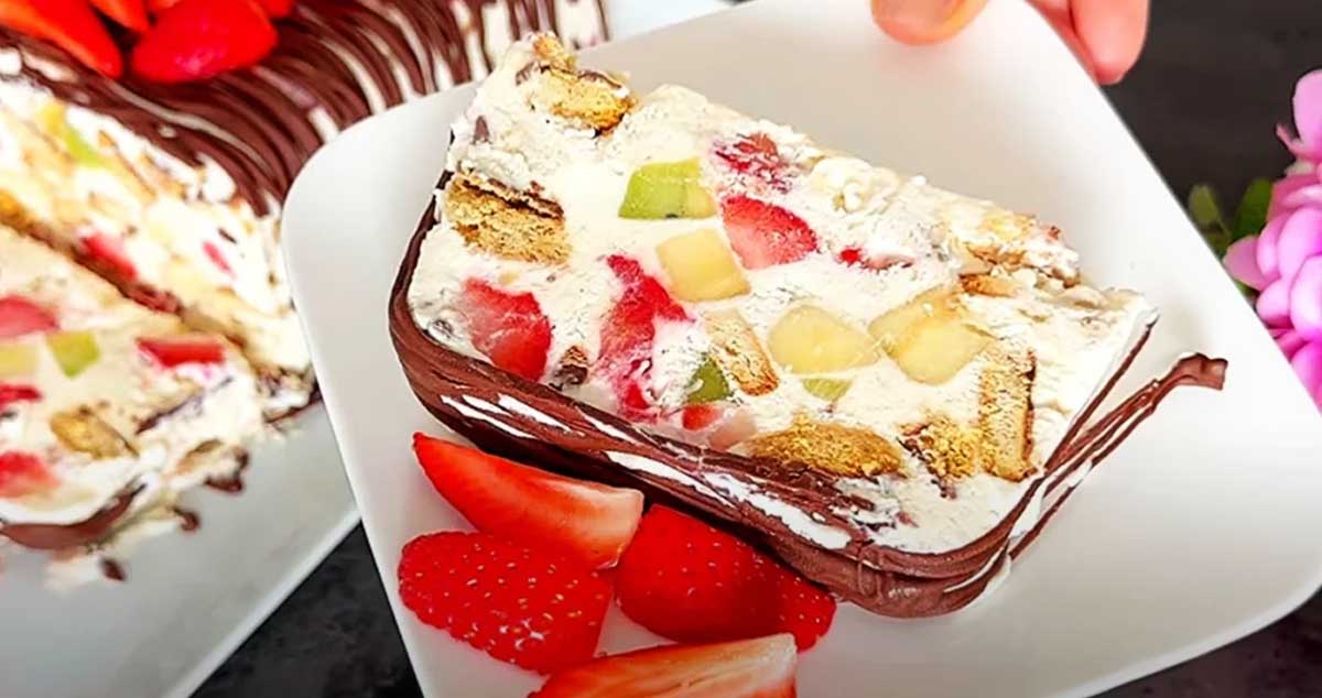 Desert ușor cu fructe