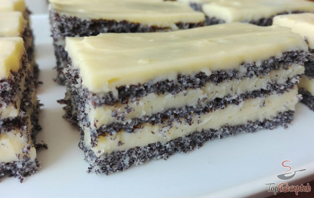 Prăjitură cu mac și cremă de vanilie – Rețetă rapidă