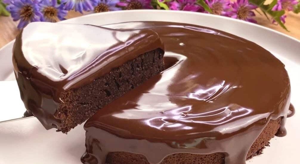 Prăjitură cu ciocolată neagră