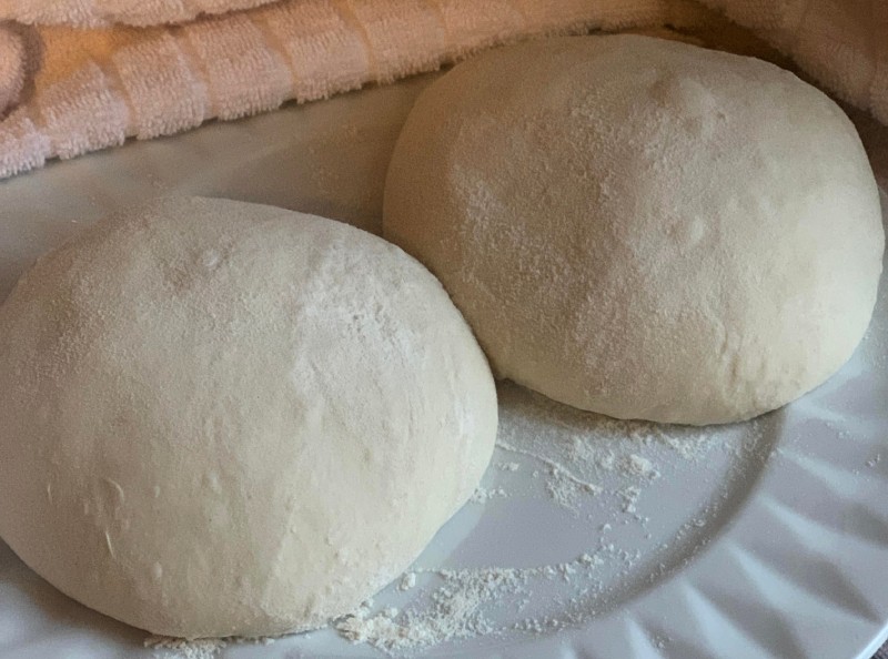 Aluat pufos de prăjituri - Rețetă simplă și pufoasă