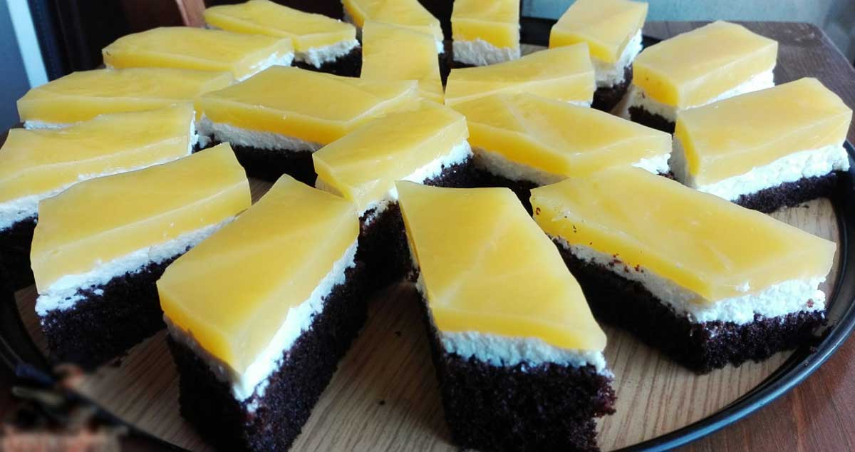 Prăjitură FANTA cu cremă de brânză