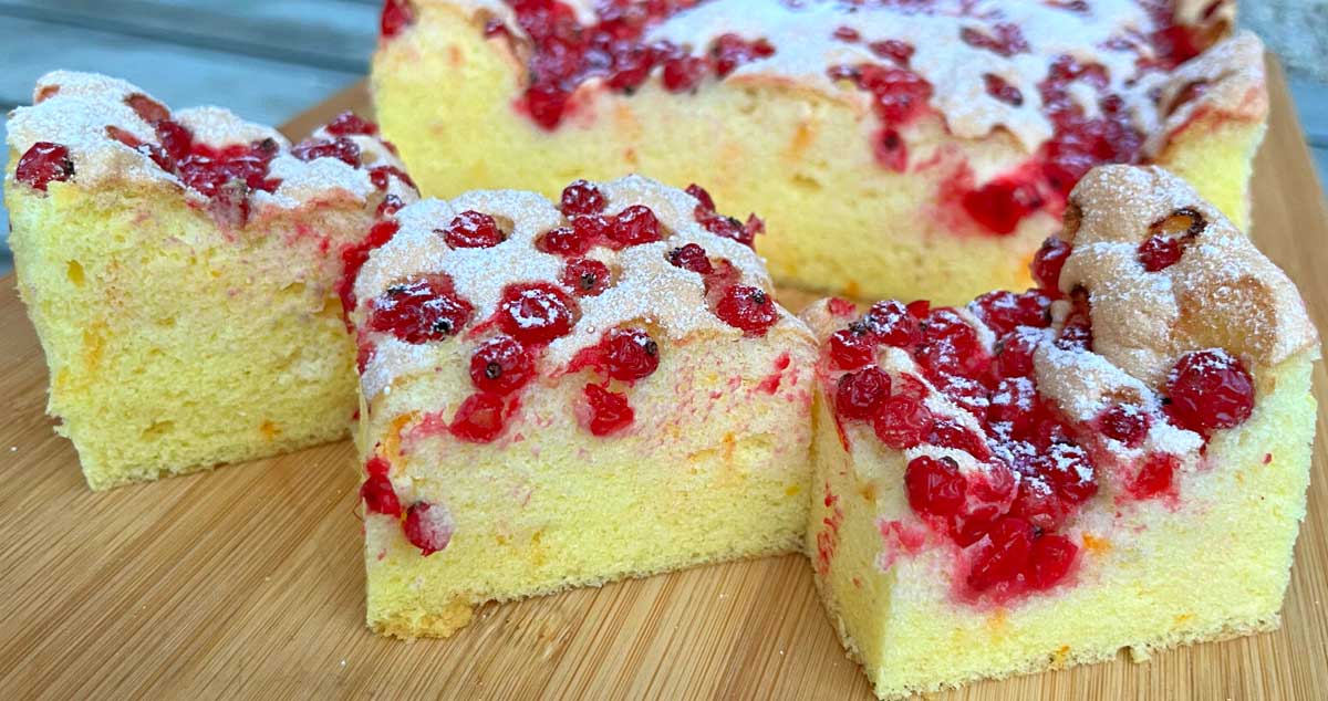 Prăjitură cu coacăze