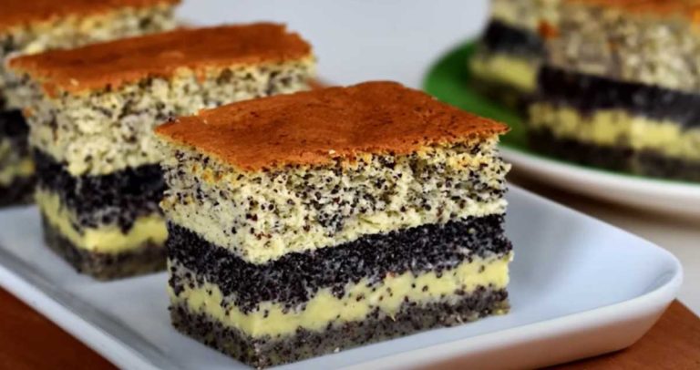 Prăjitura Inteligentă cu mac: Turnați amestecull în formă și după coacere veți obține o prăjitură delicioasă