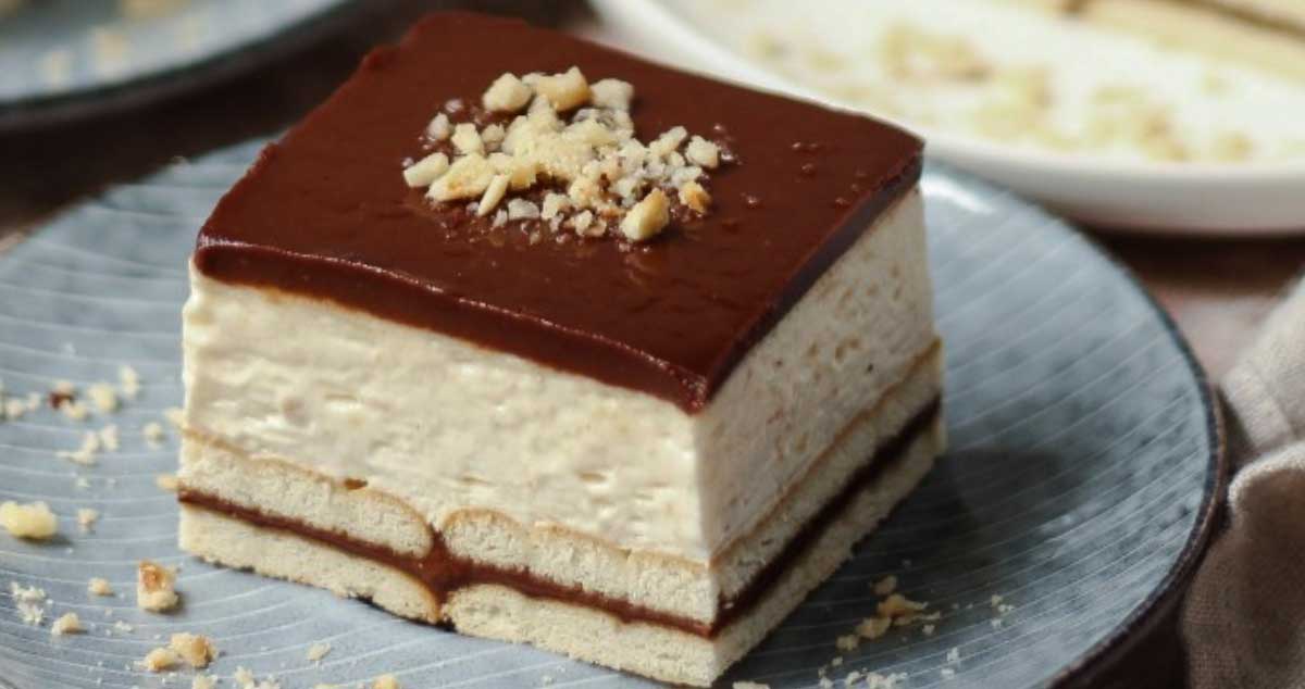 KINDER BUENO - un Desert cu BISCUIȚI absolut delicios și FĂRĂ COACERE