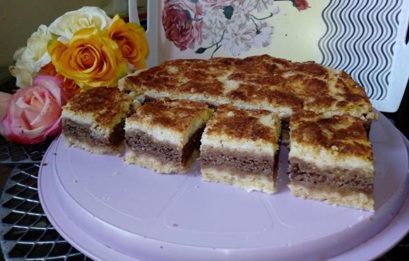Prăjitură cu mere și cacao - ușor de pregătit
