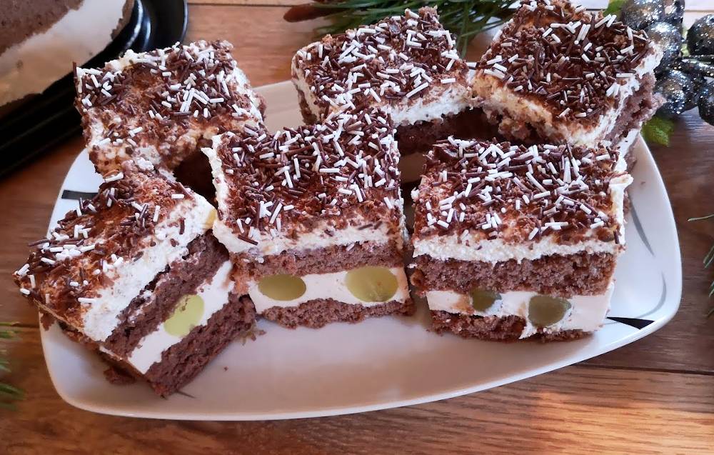 Prăjitură cu mascarpone și struguri. Un desert gustos pe care vei dori să-l prepari mai des.