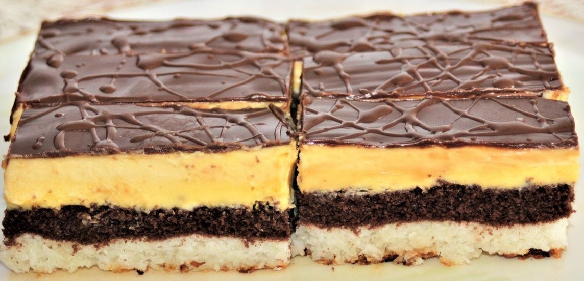 Rețetă de prăjitură Tosca reinterpretată – cremoasă și pufoasă