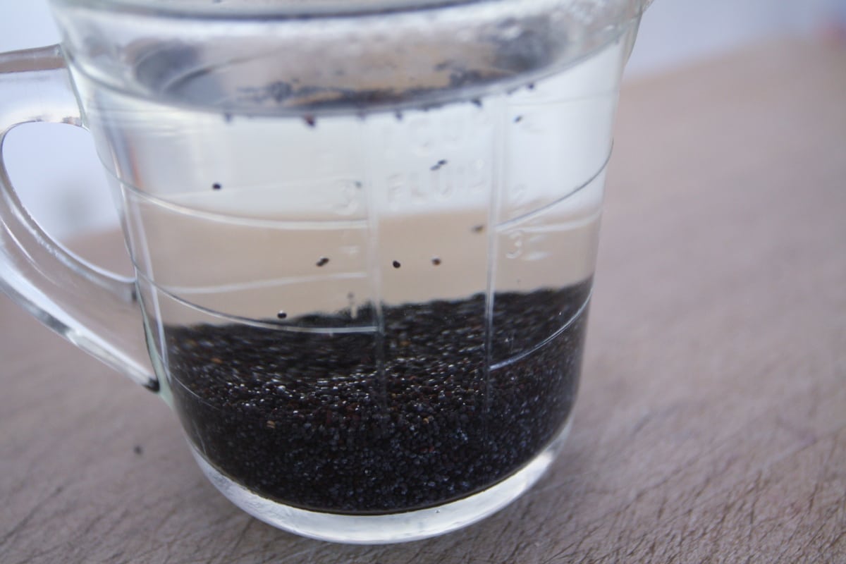 Studiile arată că semințele de mac contribuie la vindecarea completă a osteoporozei – Cum se consumă?