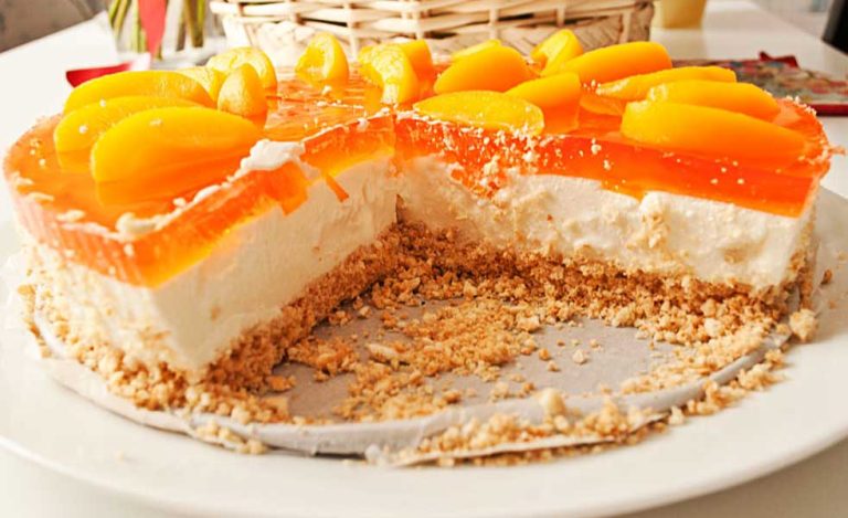 Tort din griș cu lapte - Un tort pufos și delicios