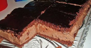 Prajitura Rigo Jancsi - o prăjitura ungurească cu glazură de ciocolată. Foarte delicioasă