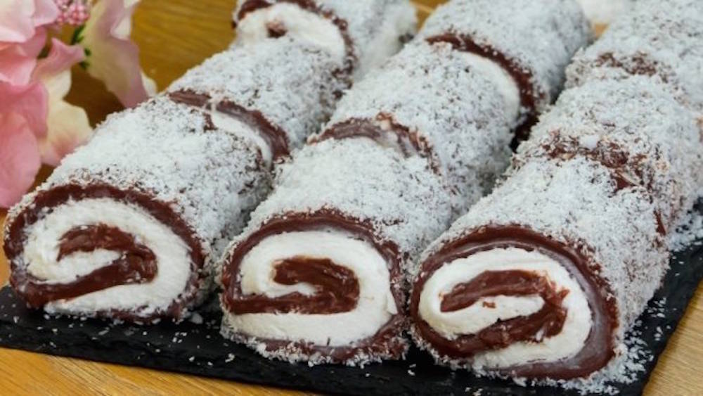Ruladă cu nucă de cocos