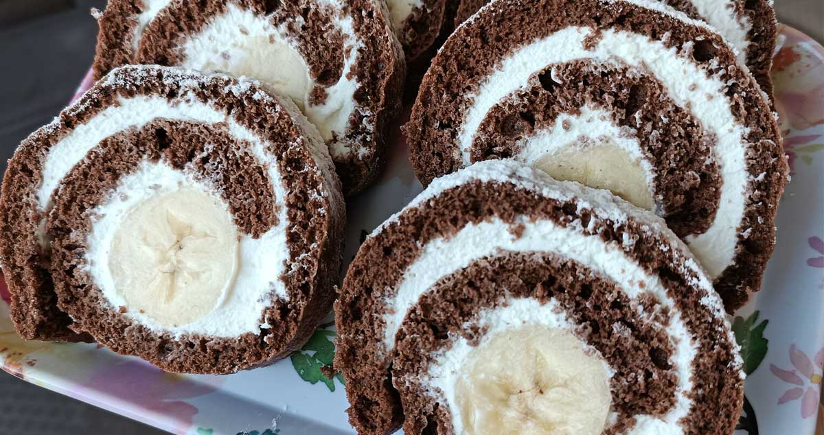 Ruladă pufoasă cu blat de cacao