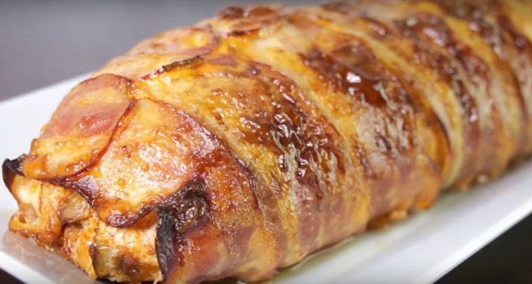 Ruladă din Bacon și Piept de Pui