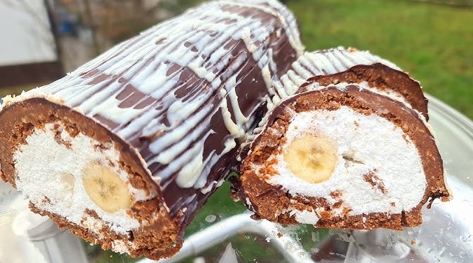 Ruladă cu banane și Nutella. Nu necesită coacere