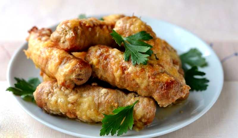 Rulouri din carne de porc cu brânză și usturoi - Cu adevărat delicioase