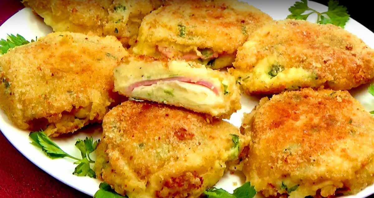 Rulouri de cartofi umplute cu brânză și șuncă: Câteva minute și cina este gata!