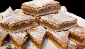 Rețetă delicioasă – Prăjitură cu mere