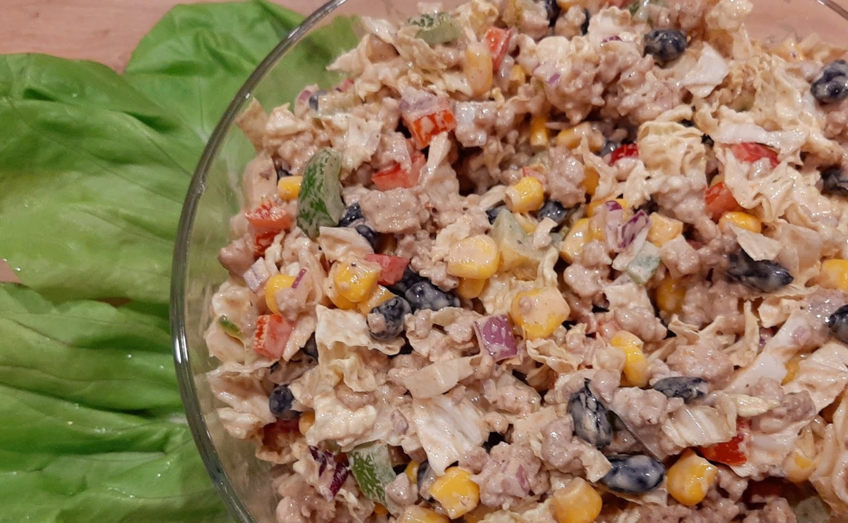 Salată mexicană cu carne de vită - Salata gustoasă de care nu te mai saturi