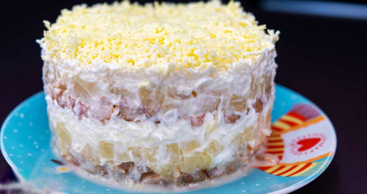 Salată delicioasă care se prepară rapid – deosebită pentru zilele festive