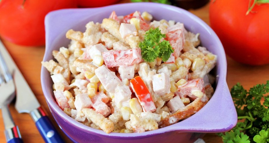 Salată din piept de pui - Un preparat pentru întreaga familie