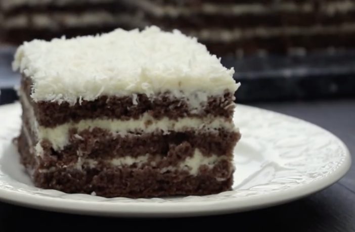 Prăjitură din Cacao și Blat de Lapte