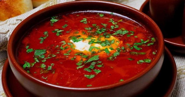 MÂNCAȚI Borș ROȘU de SFECLĂ Dacă Aveți Probleme cu FICATUL și FIEREA