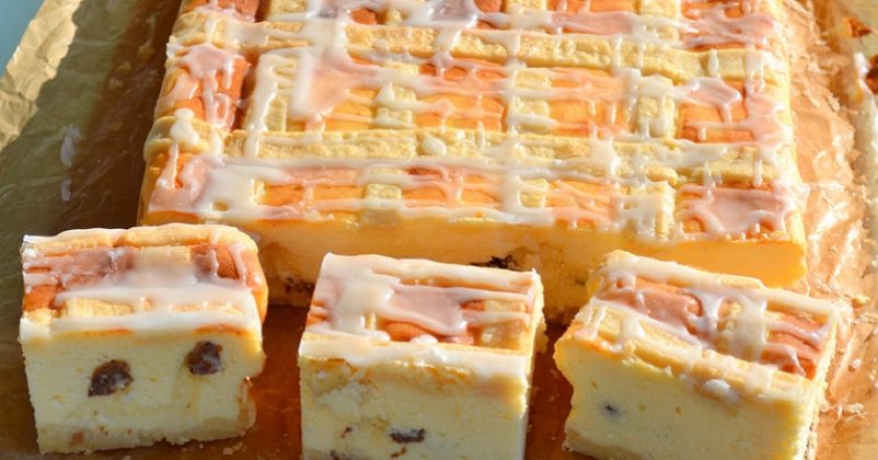 Prăjitură fină delicioasă cu brânză dulce de vaci și stafide. Mmm