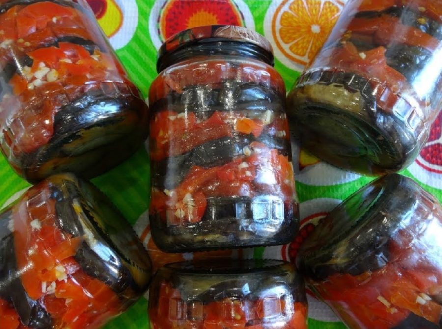 Legume delicioase la borcan. Pot fi păstrate pentru mult timp. Ai nevoie doar de roșii