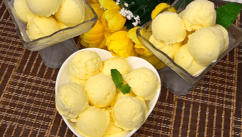 Înghețată de casă de vanilie – Rețetă foarte aromată și foarte ușor de făcut