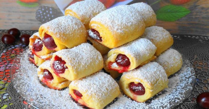 Cornulețe delicioase cu vișine – Aluatul este bestial