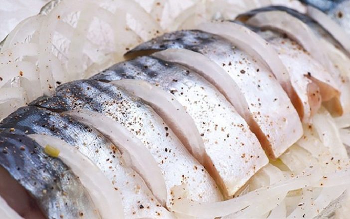 Macrou marinat în doar 2 ore – Foarte fin