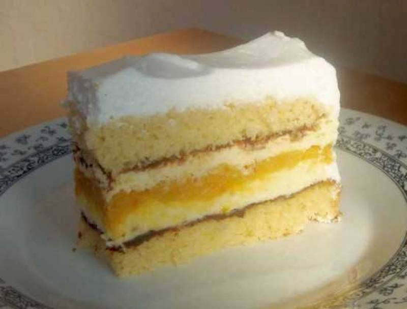 Tort cu cremă de portocale