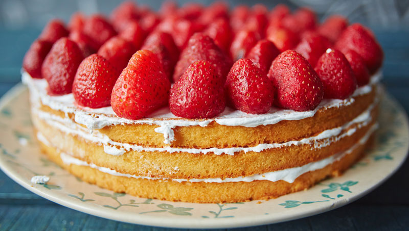 Reteta Tort Pasarea Colibri cu Căpșuni Proaspete. Așa o Prepar Eu