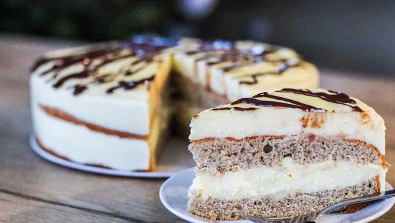 Tort ILINCA – un desert pufos și cremos. Se prepară rapid și simplu