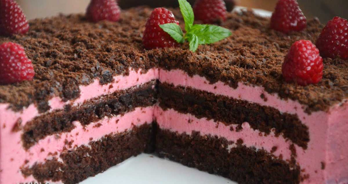 Tort cu mousse „Nor de Zmeură” – aromat