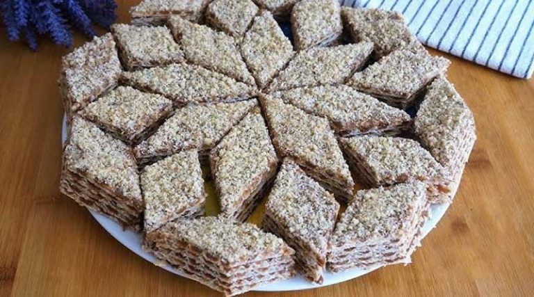 Tort din napolitană - Un desert ce-ți încântă papilele gustative