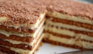 Tort de biscuiți