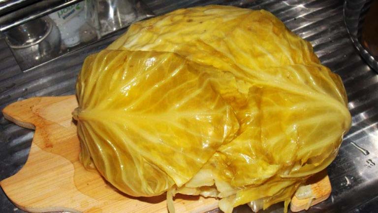 Așa poți mura varza în doar 4 zile – Nu trebuie să aștepți o lună pentru a savura o salată delicioasă